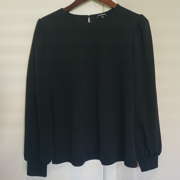 Express round neck long puff sleeved top in black! - Picture 2 of 6